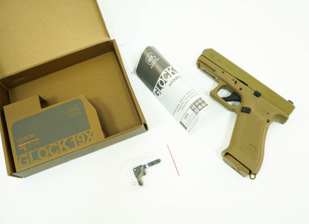 Пистолет пневматический Umarex Glock 19X 4,5мм (метал, цвет песок, BB)