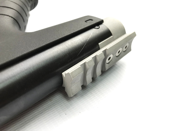 zadnik-mr53-weaver-lastohvost-1