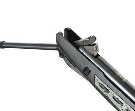 Пневматическая винтовка Hatsan Striker 1000S пластик, кал.4,5 мм, 3 Дж.